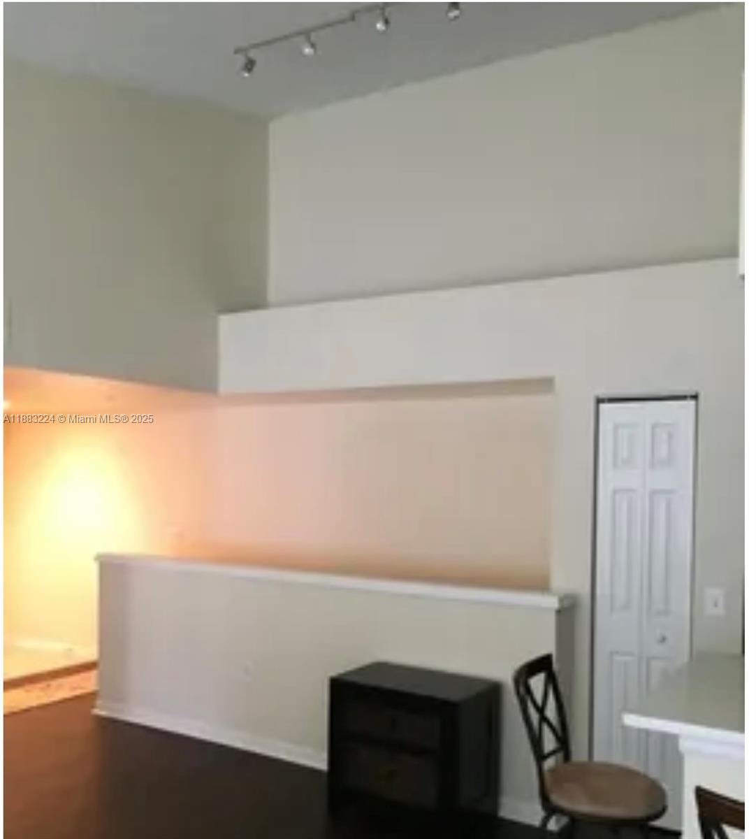 GRAND ISLES CONDO - Residential