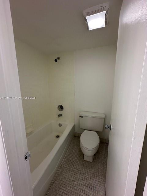 PROMENADE AT KENDALE LAKE - Residential