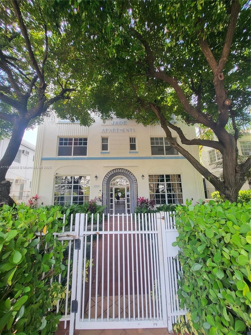 One of theNewly remodeled and fully furnished 2 bed / 1 bath condo unit just next to Flamingo Park (Park, Tennis and Public swimming Pool). White modern furniture, stainless steel appliances, closets, Washer Dryer in unit, tile floors, French doors, dining/living area, Flat screen TV. Open sky view through the windows, unit in last floor. Lots of light and no one living above. No elevator in building and unit is on the 3rd floor.