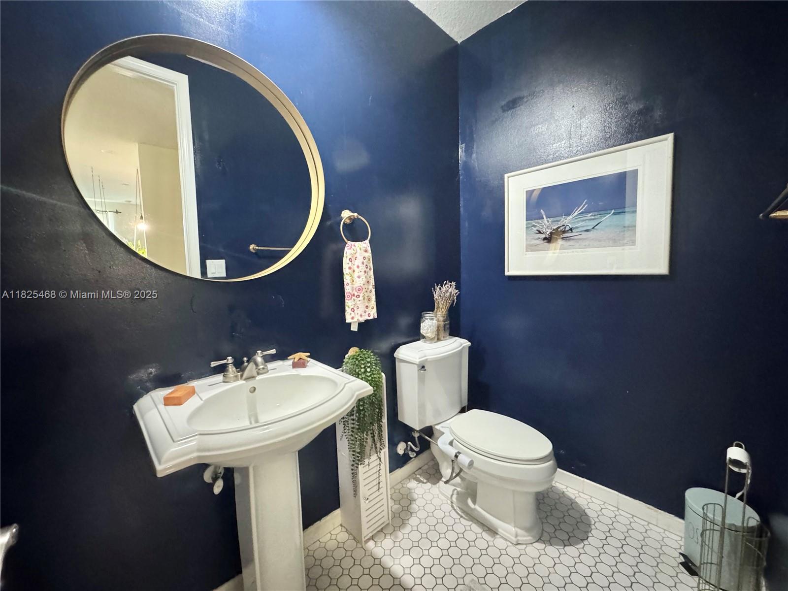 1332 SW 2nd Ct 1332