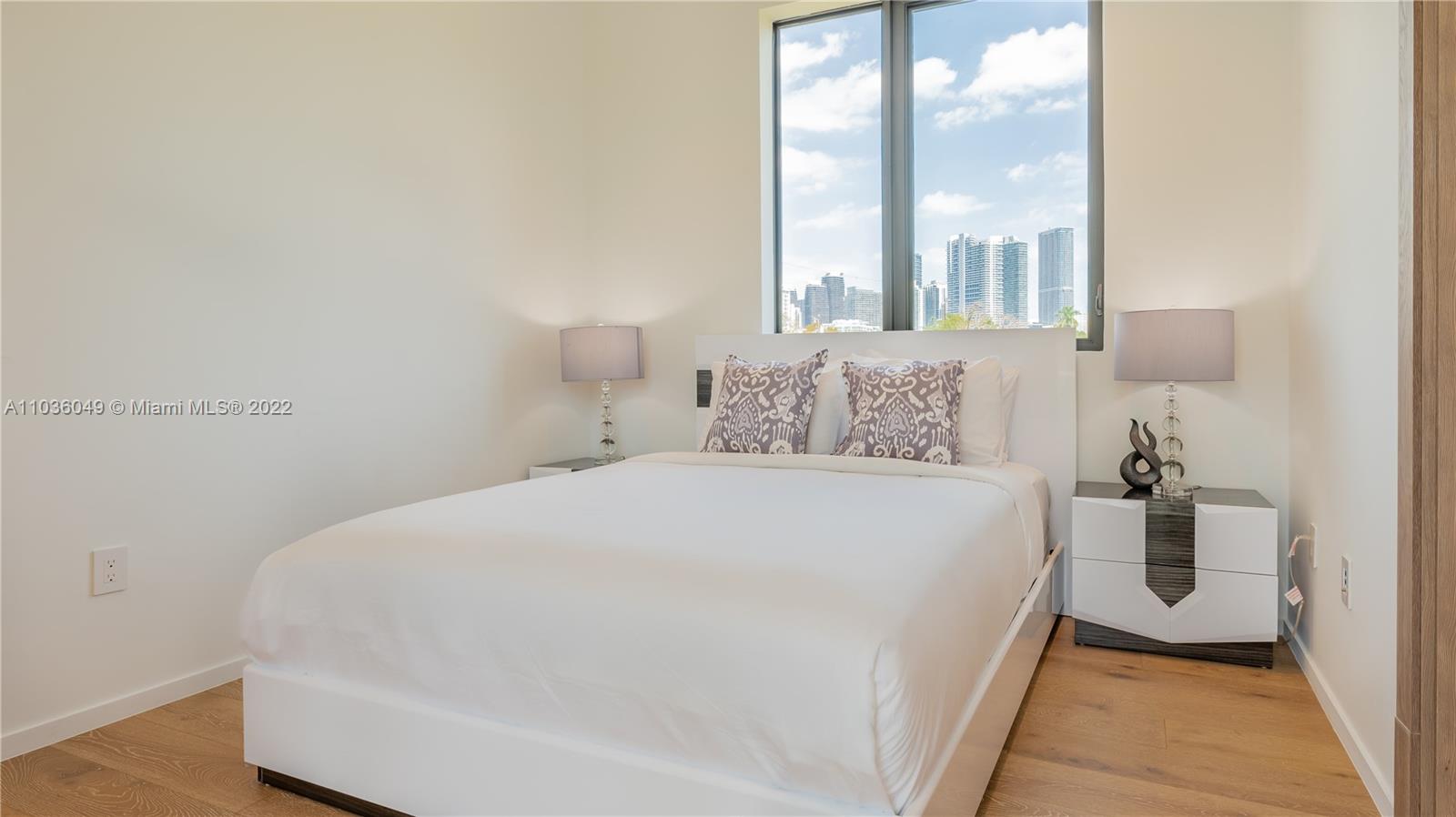 HOLLEMAN PARK - Residential