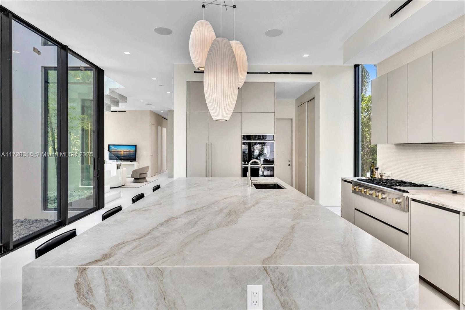 SURPRISE LAKE - Residential