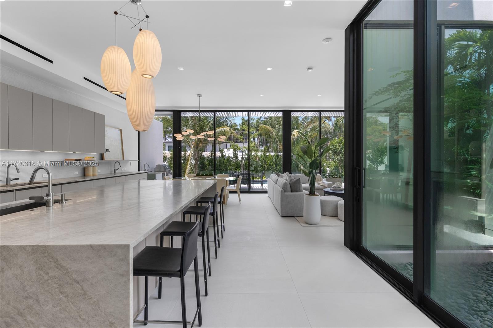 SURPRISE LAKE - Residential