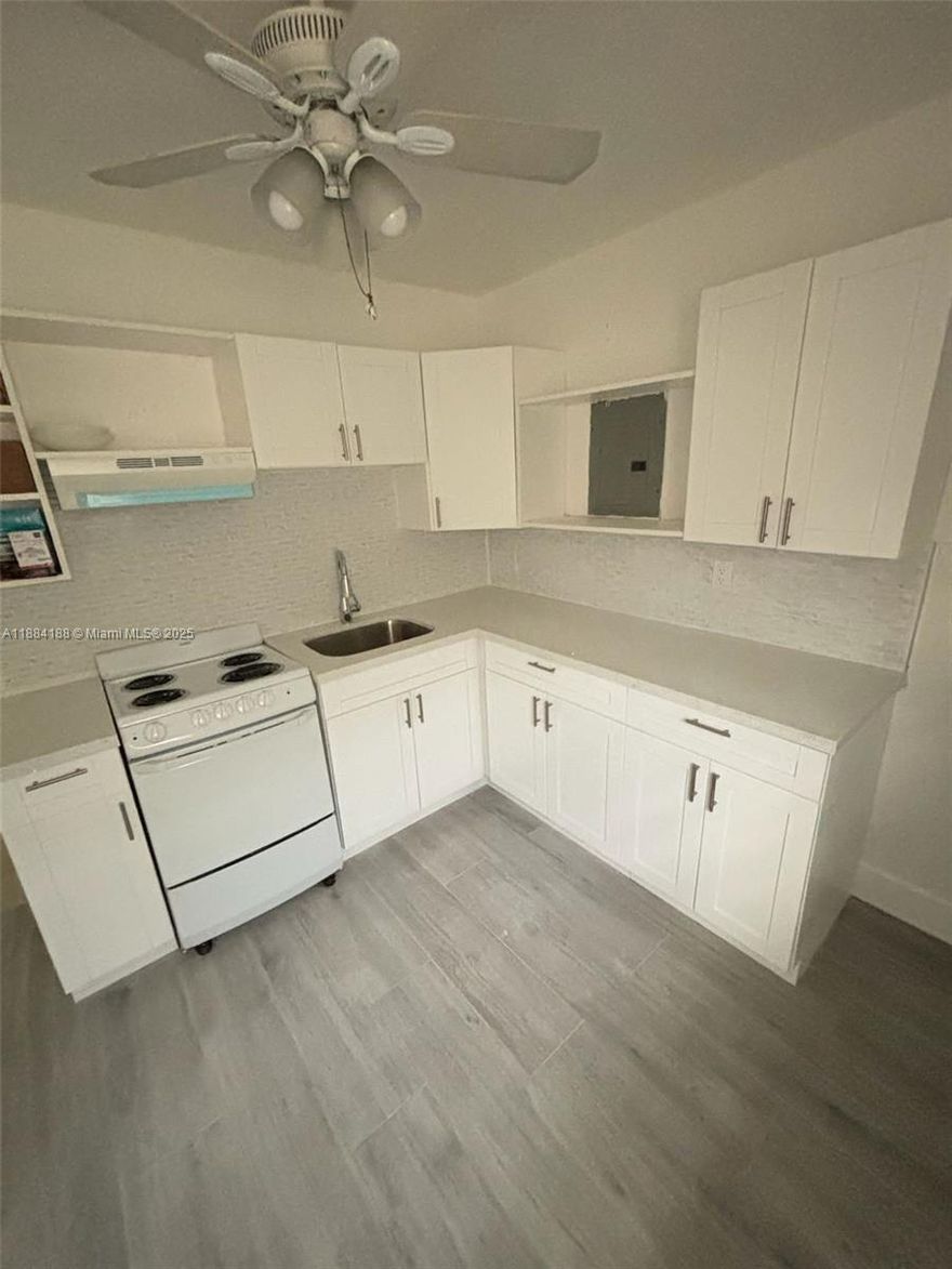 Recently renovated unit featuring brand new flooring, fresh paint, modern kitchen cabinets, new appliances, and more! Located in a prime area just minutes from major highways, dining, and entertainment. Includes on-site parking. Easy to show — schedule your visit today