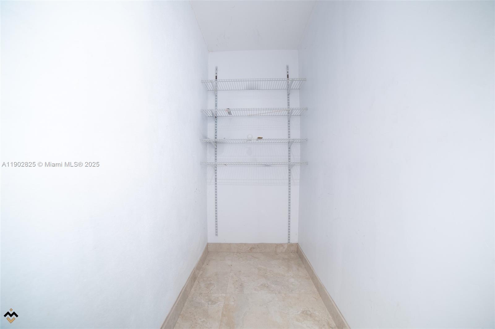 RANDALL PARK - Residential Lease