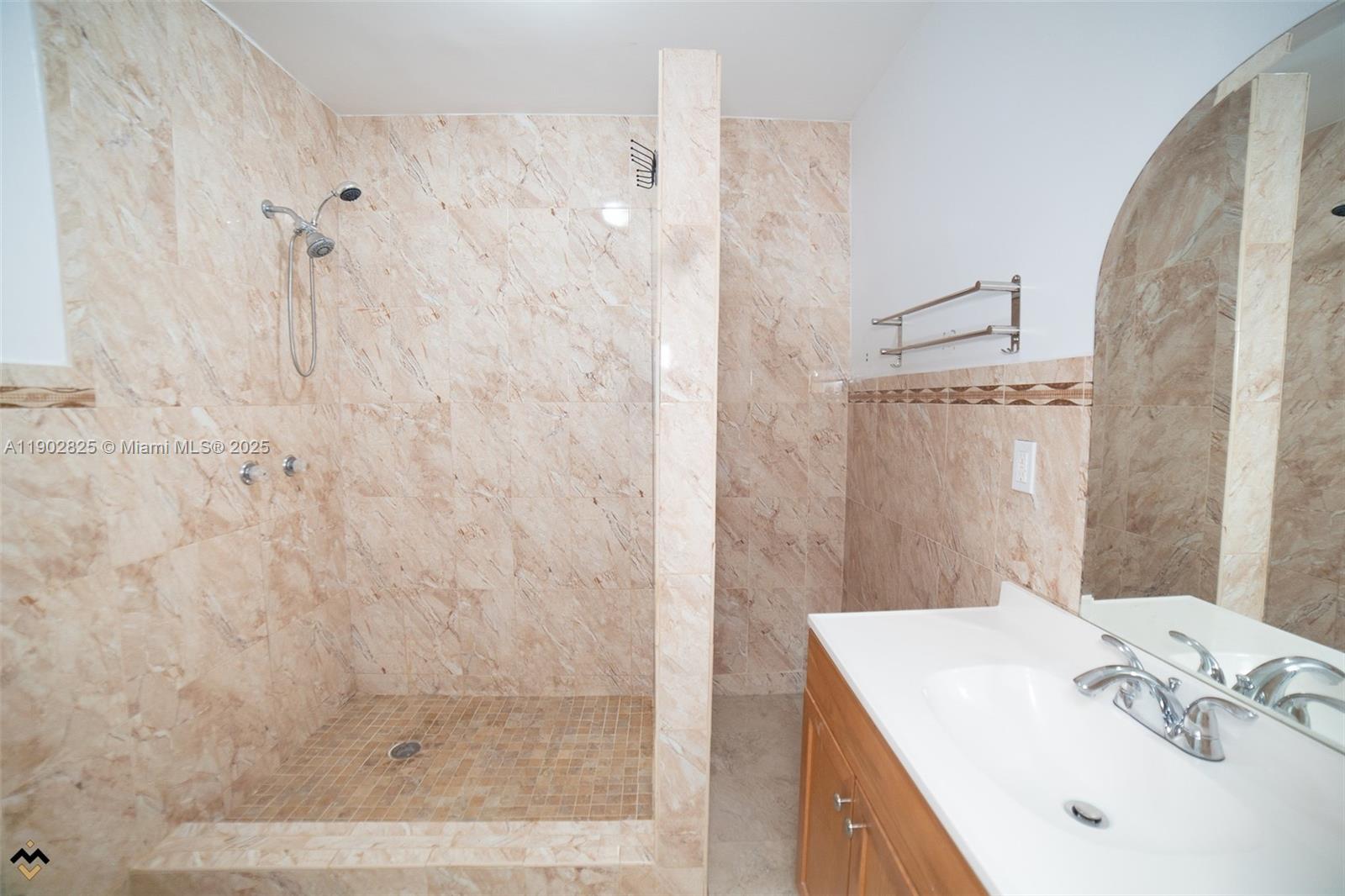 RANDALL PARK - Residential Lease