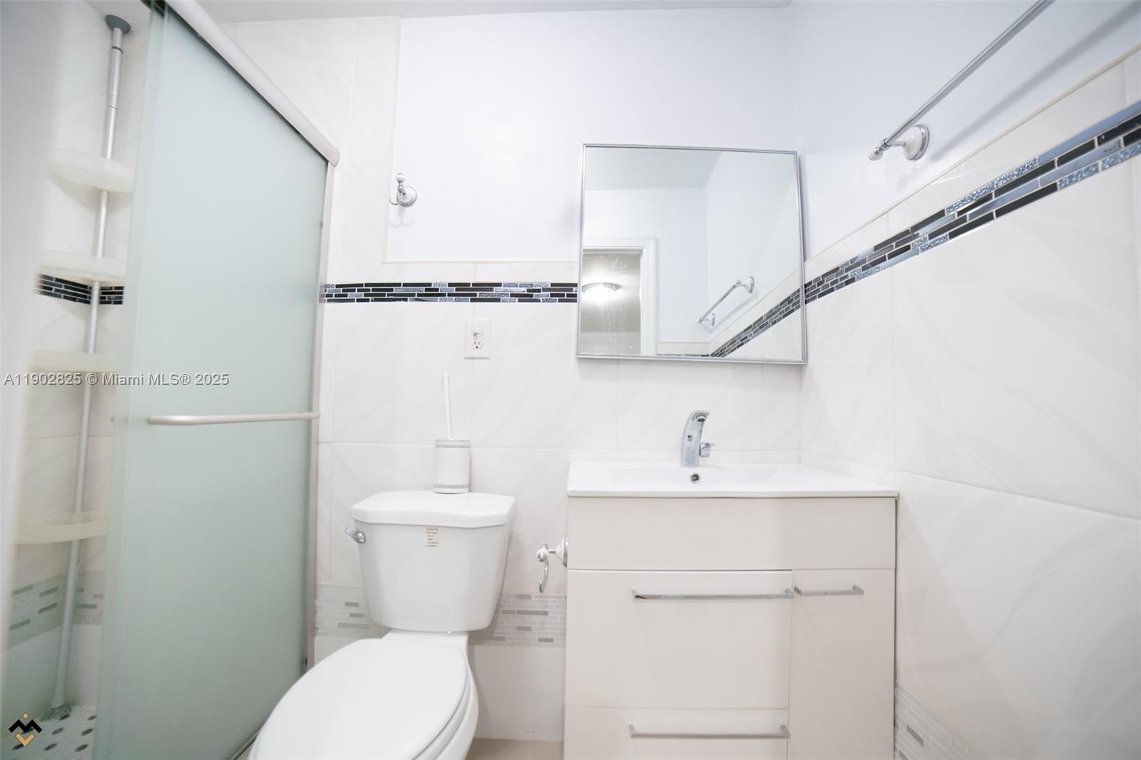 RANDALL PARK - Residential Lease