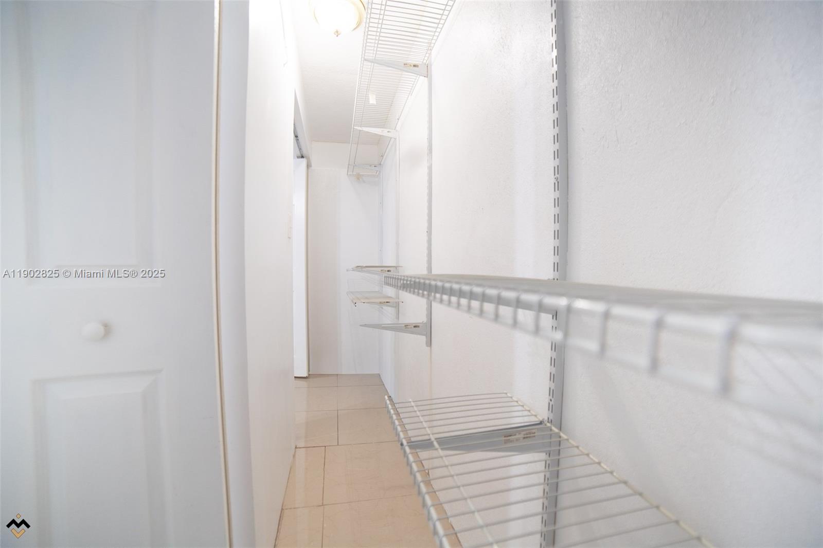 RANDALL PARK - Residential Lease