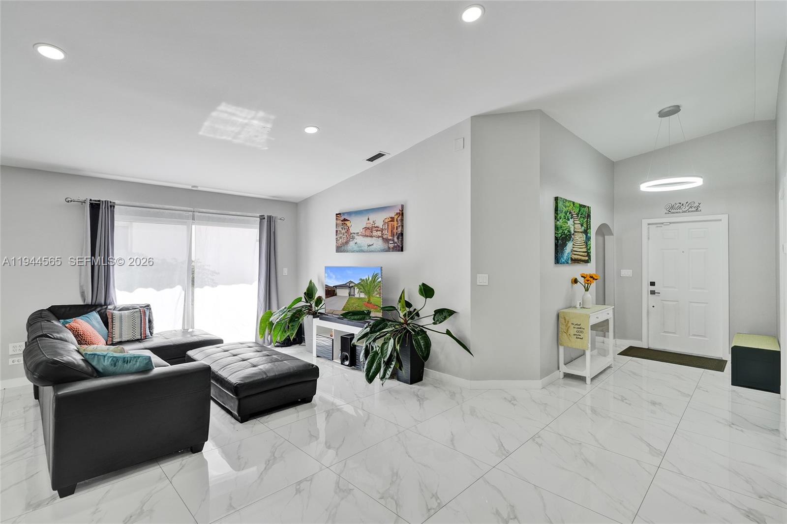 MED GARDENS SEC 2 - Residential