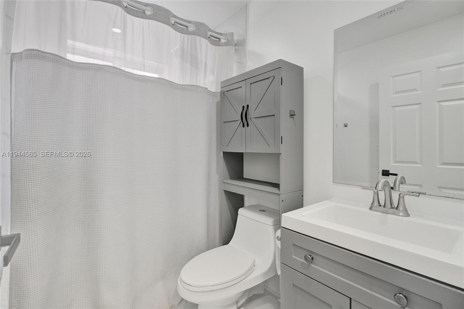 MED GARDENS SEC 2 - Residential