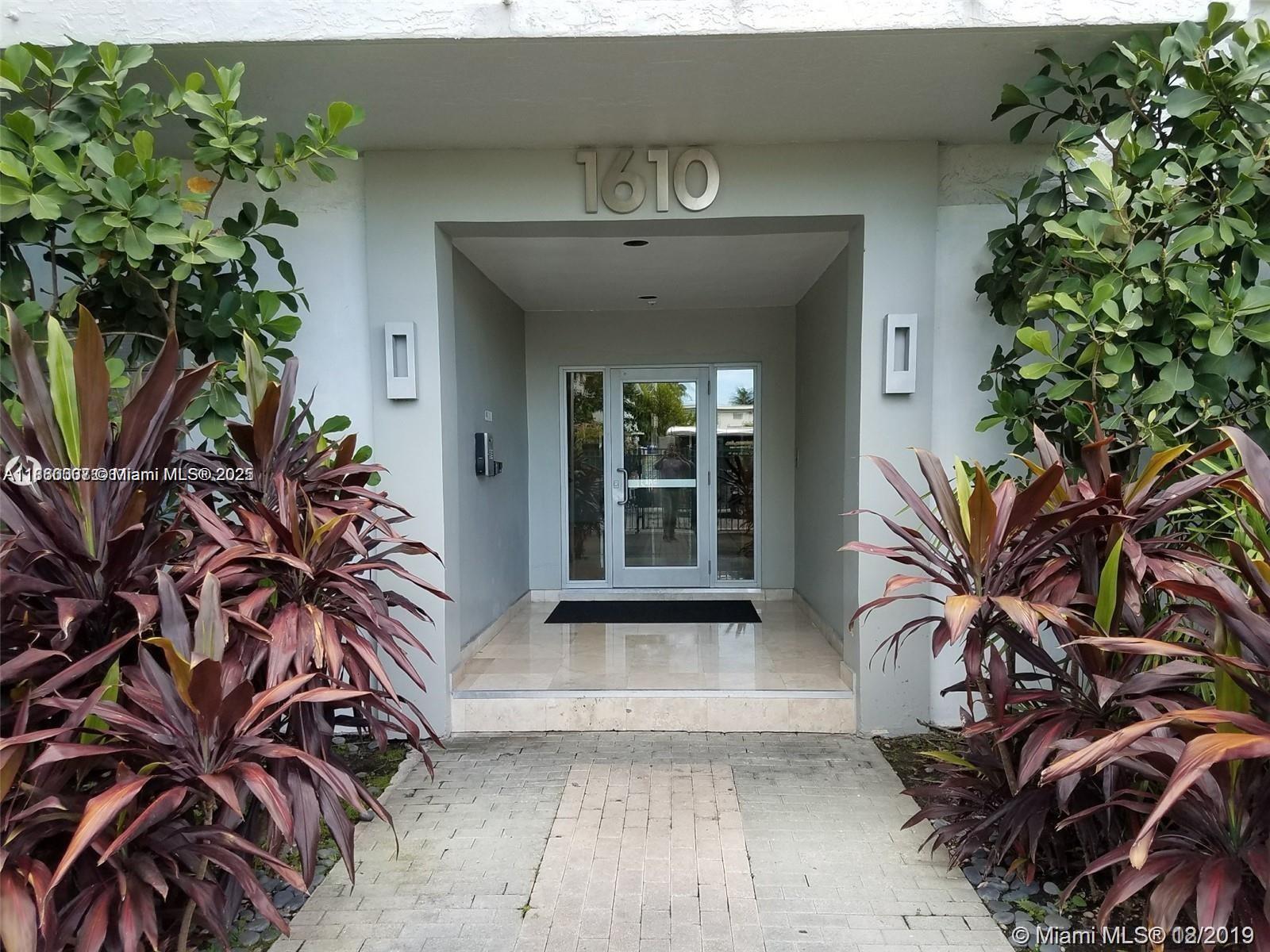 Renovated Kitchen with brand NEW OVEN! Spacious 1-bed/1.5-bath corner unit. Live just one block from iconic Lincoln Road in this spacious corner-unit condo! This boutique building offers the perfect South Beach lifestyle, featuring an open floor plan, tile floors throughout, balcony, and a modern kitchen. Enjoy the convenience of a secured lobby, a private community pool, and on-floor laundry facilities right across from the unit. A prime location just steps from world-class dining, shopping, and nightlife—don’t miss out!