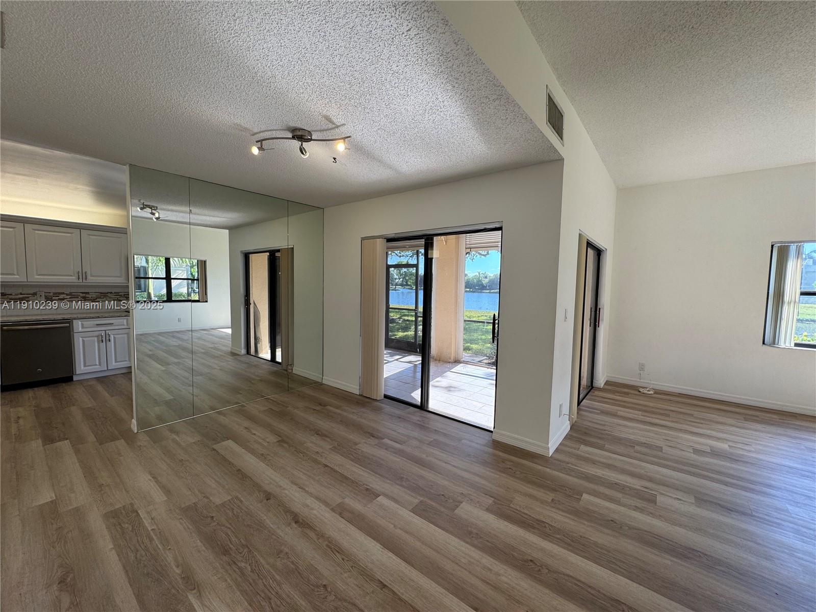 BONAVENTURE - Residential Lease