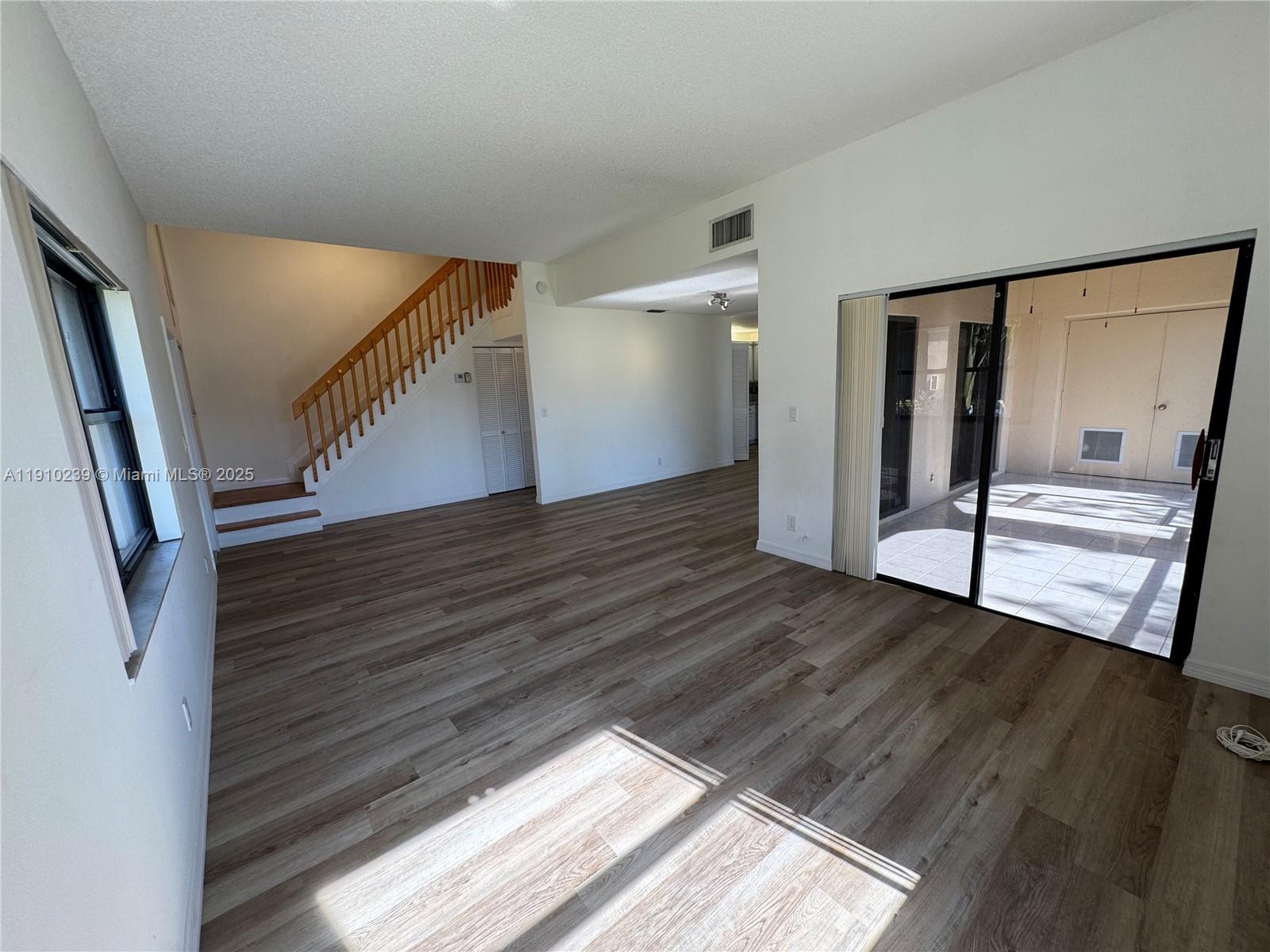 BONAVENTURE - Residential Lease