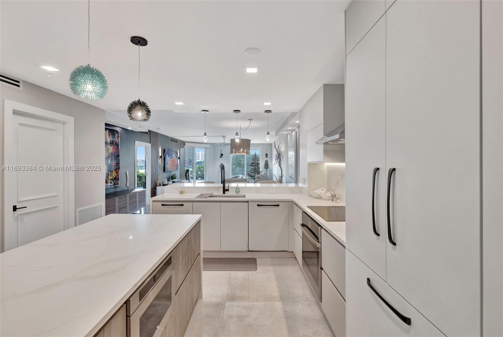 POINTE AT POMPANO BEACH - Residential