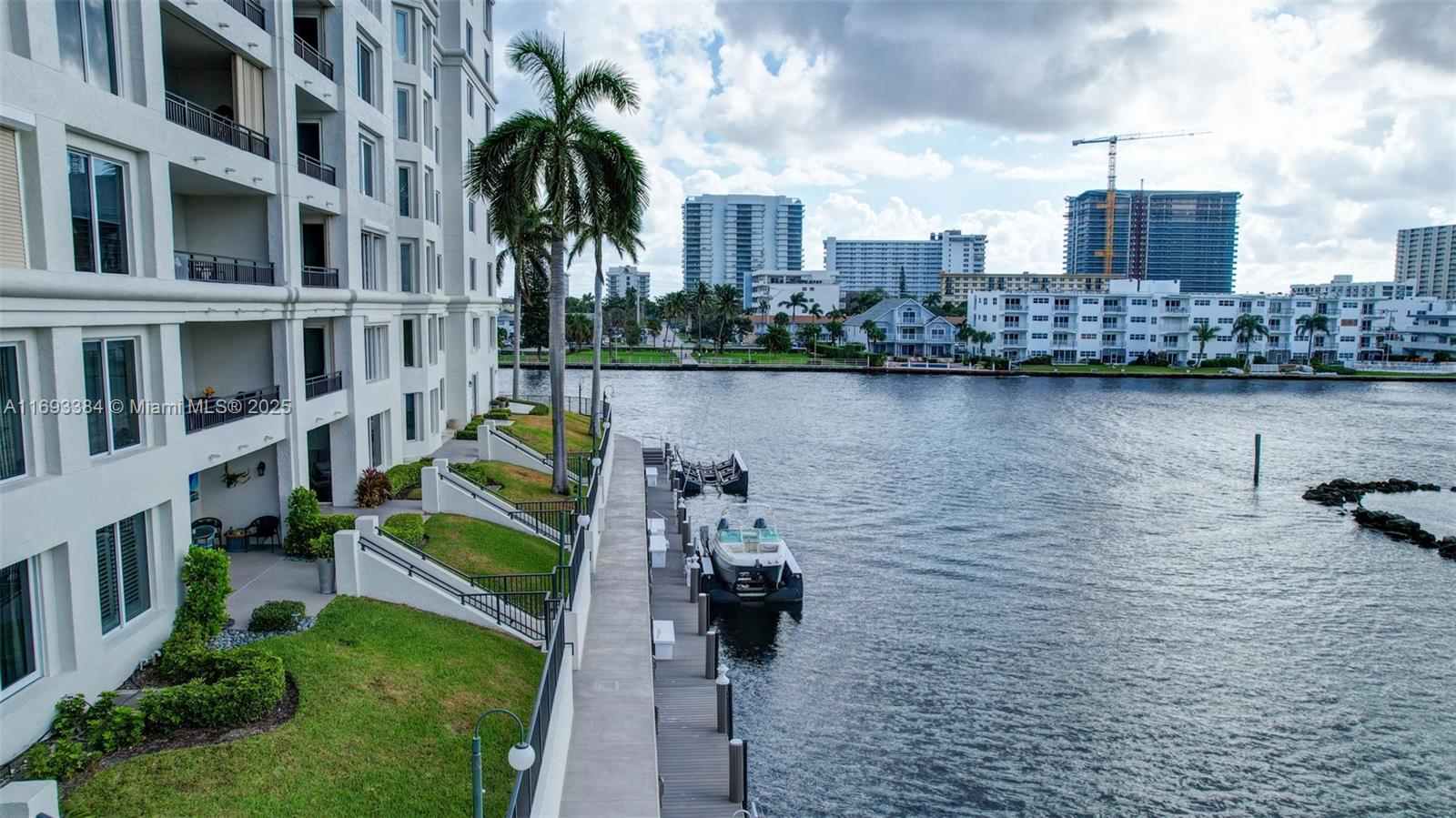 POINTE AT POMPANO BEACH - Residential