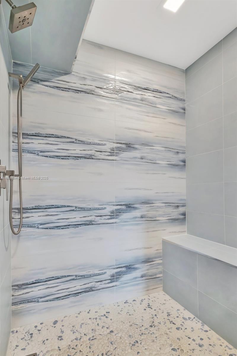 POINTE AT POMPANO BEACH - Residential