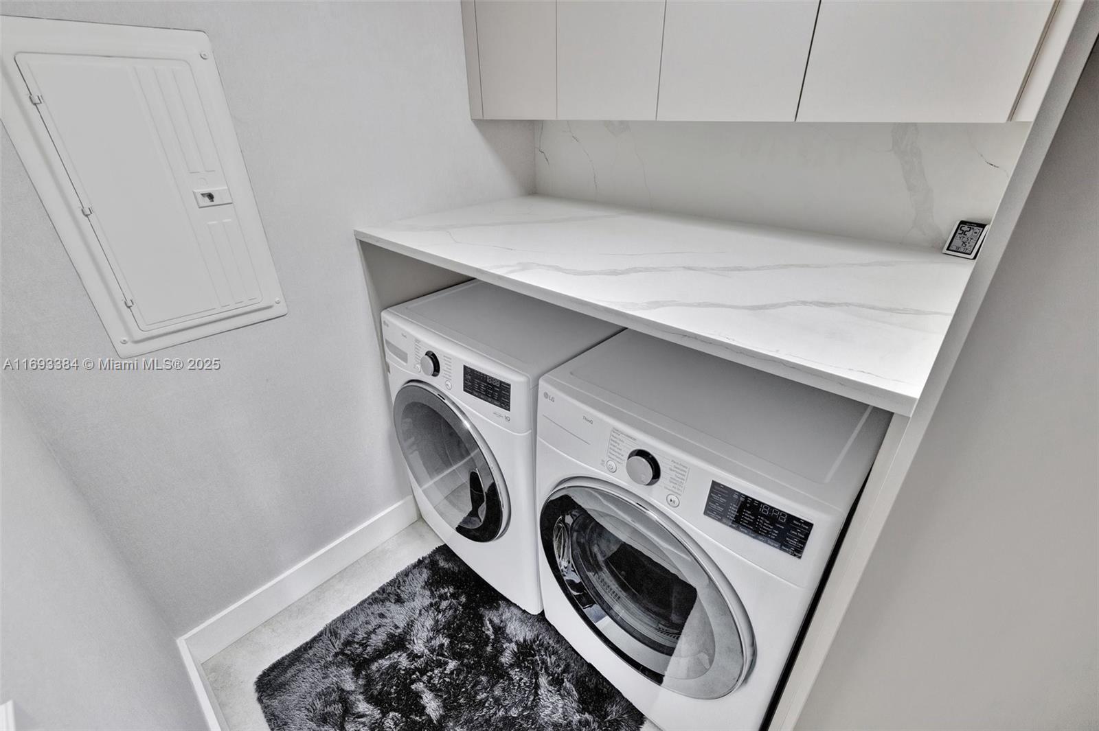 POINTE AT POMPANO BEACH - Residential