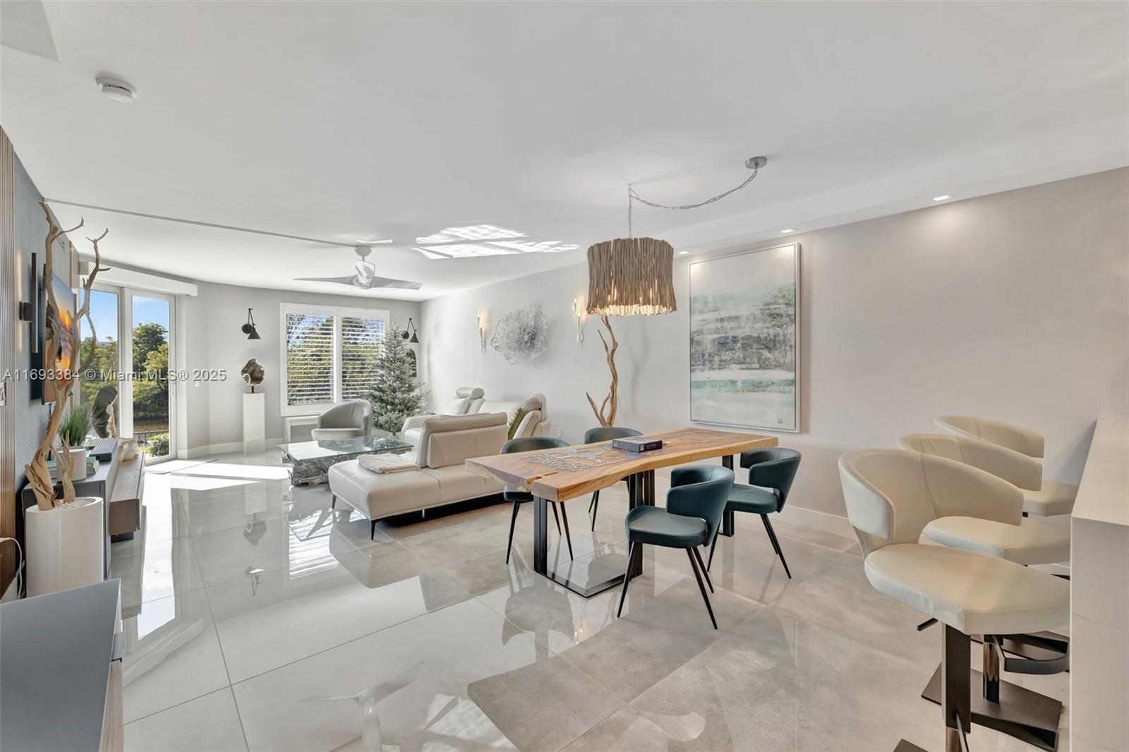 POINTE AT POMPANO BEACH - Residential