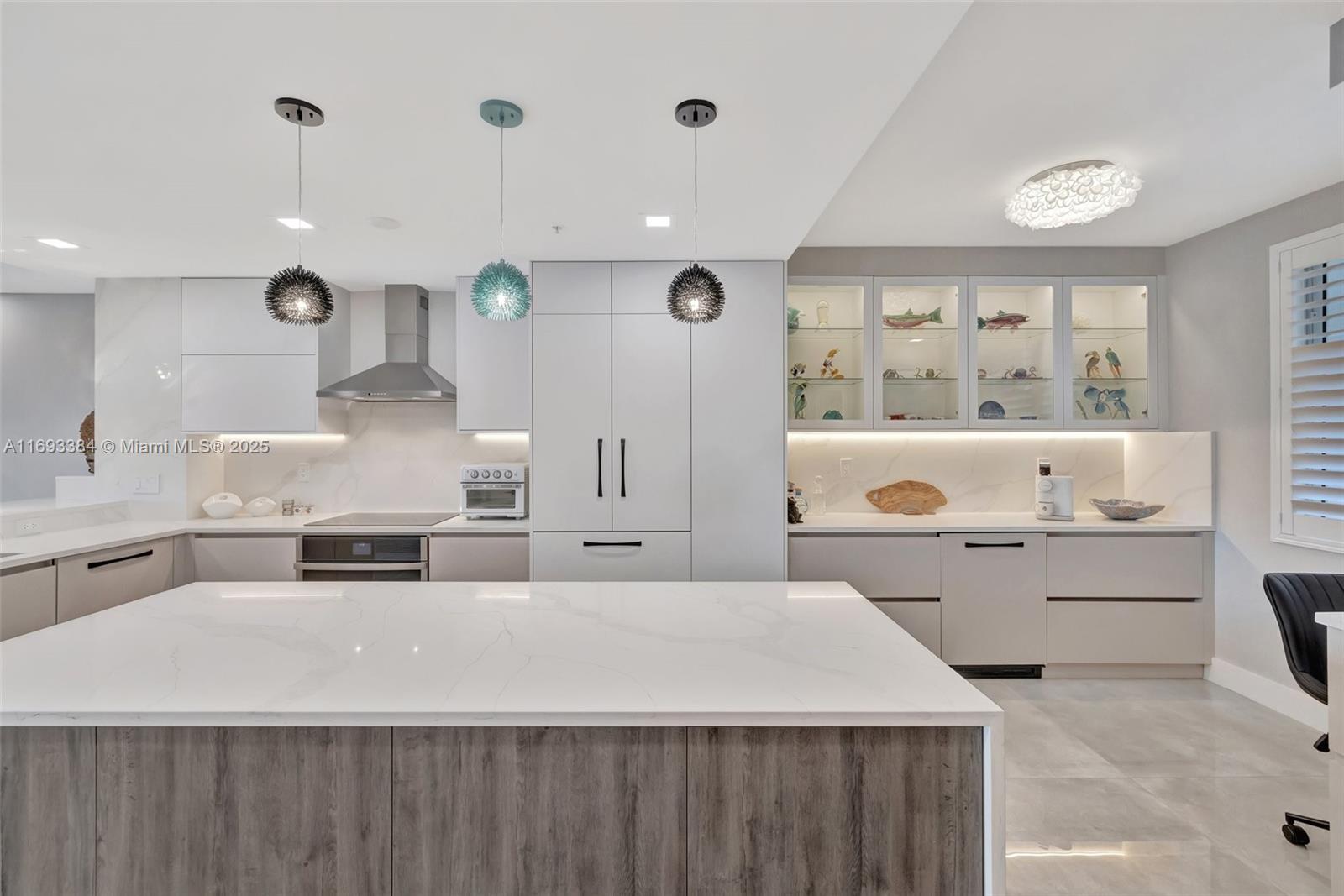 POINTE AT POMPANO BEACH - Residential