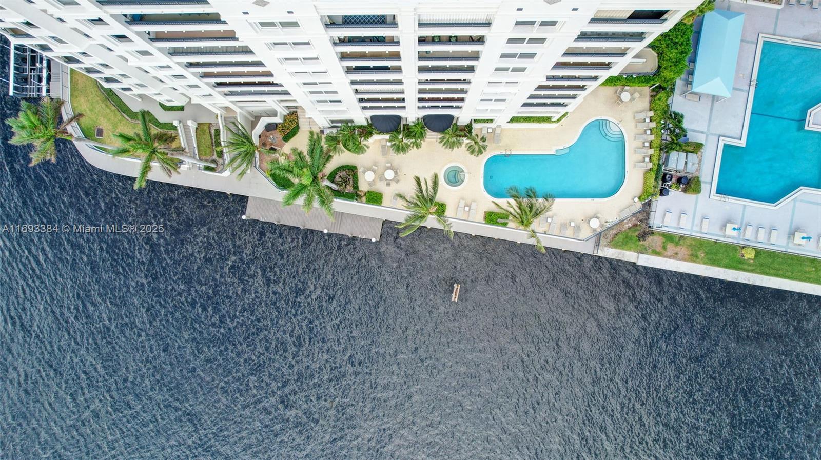 POINTE AT POMPANO BEACH - Residential