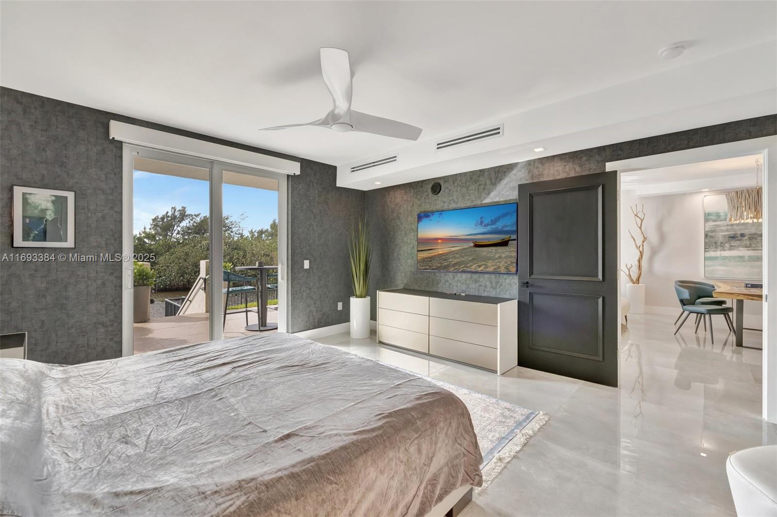 POINTE AT POMPANO BEACH - Residential
