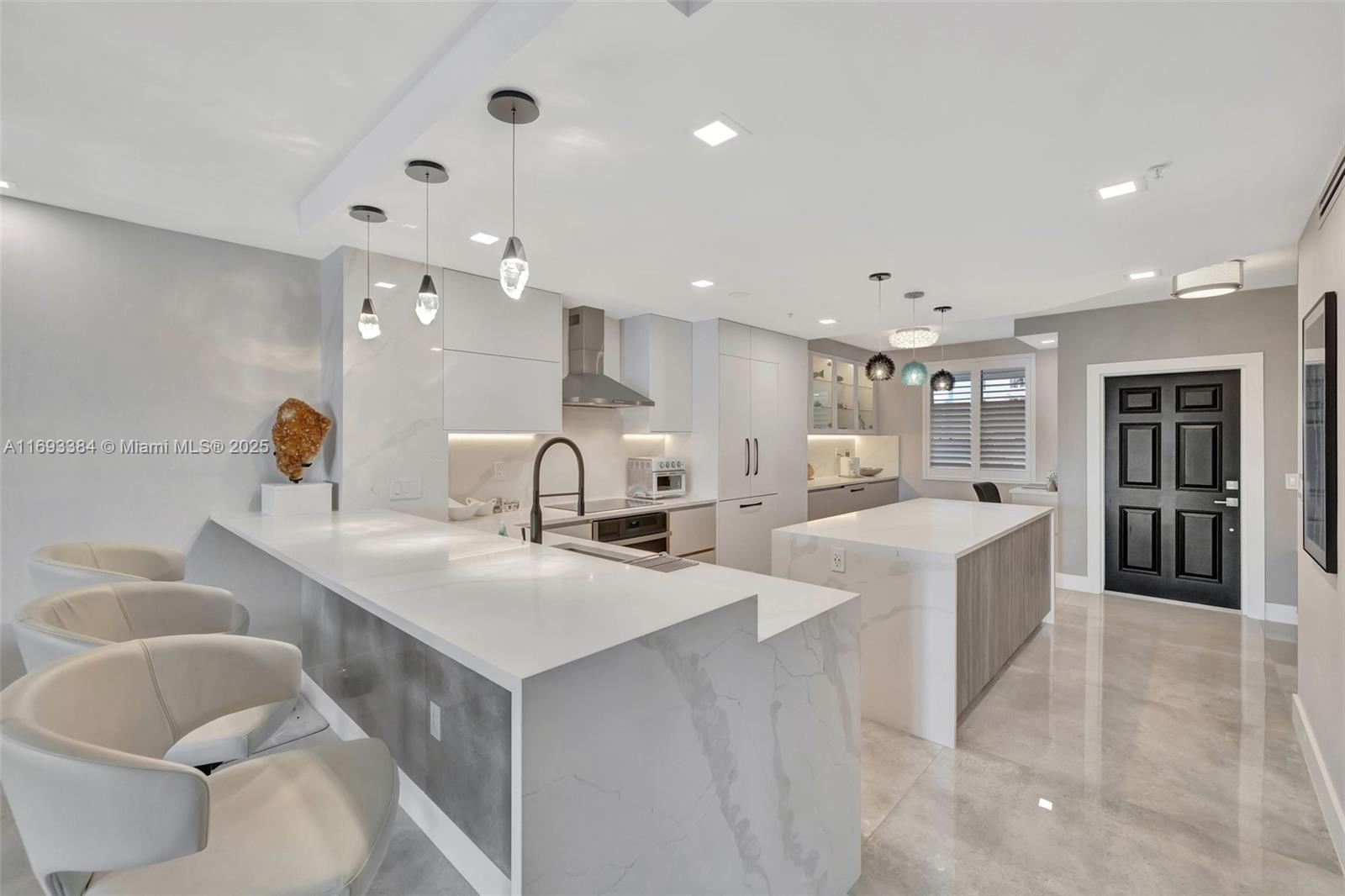 POINTE AT POMPANO BEACH - Residential
