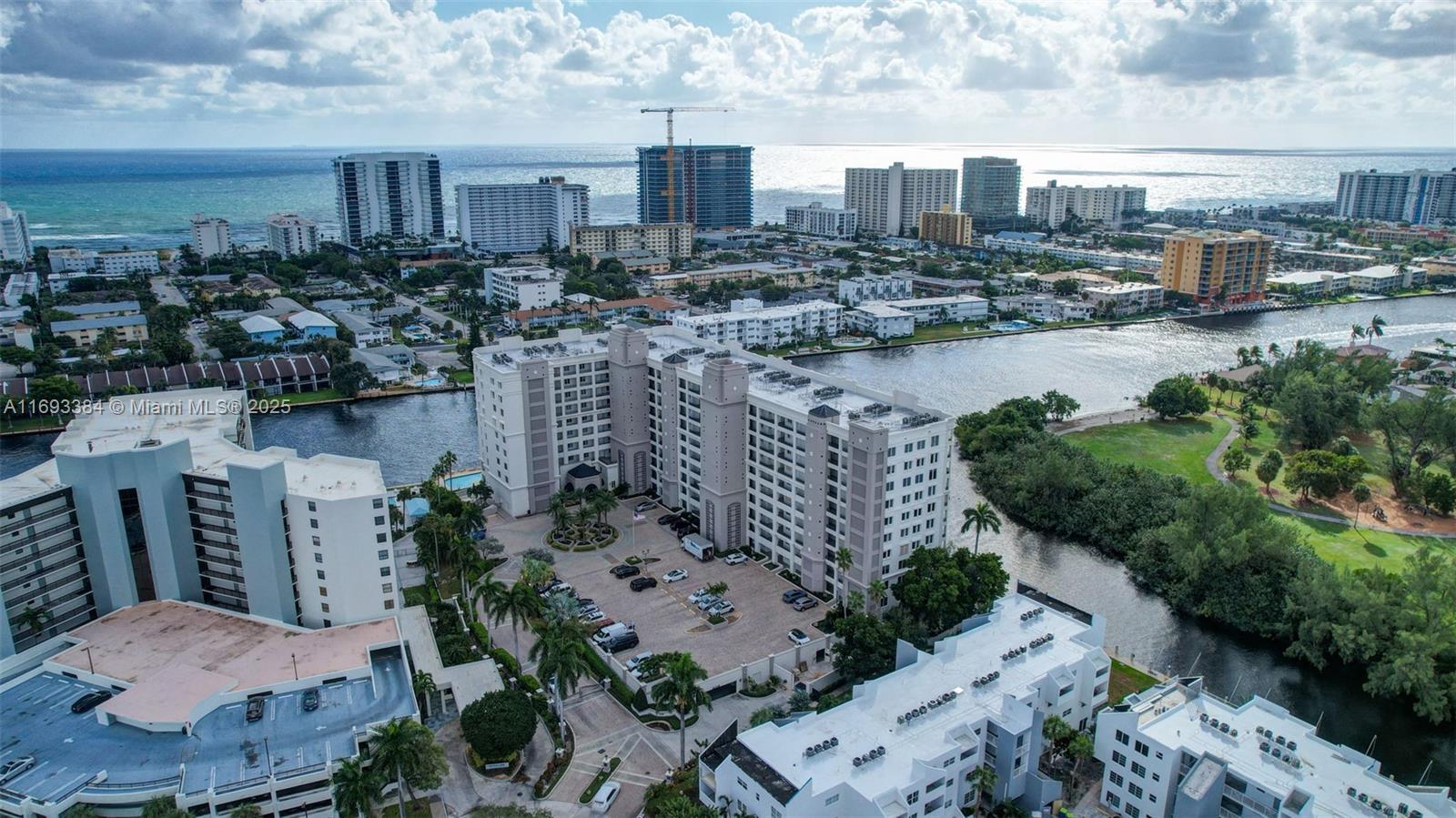 POINTE AT POMPANO BEACH - Residential