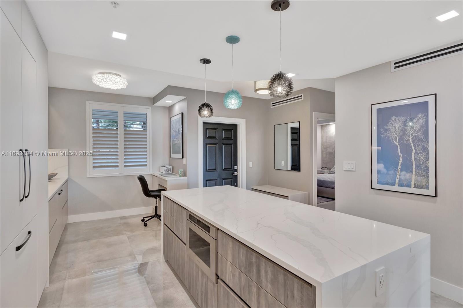 POINTE AT POMPANO BEACH - Residential