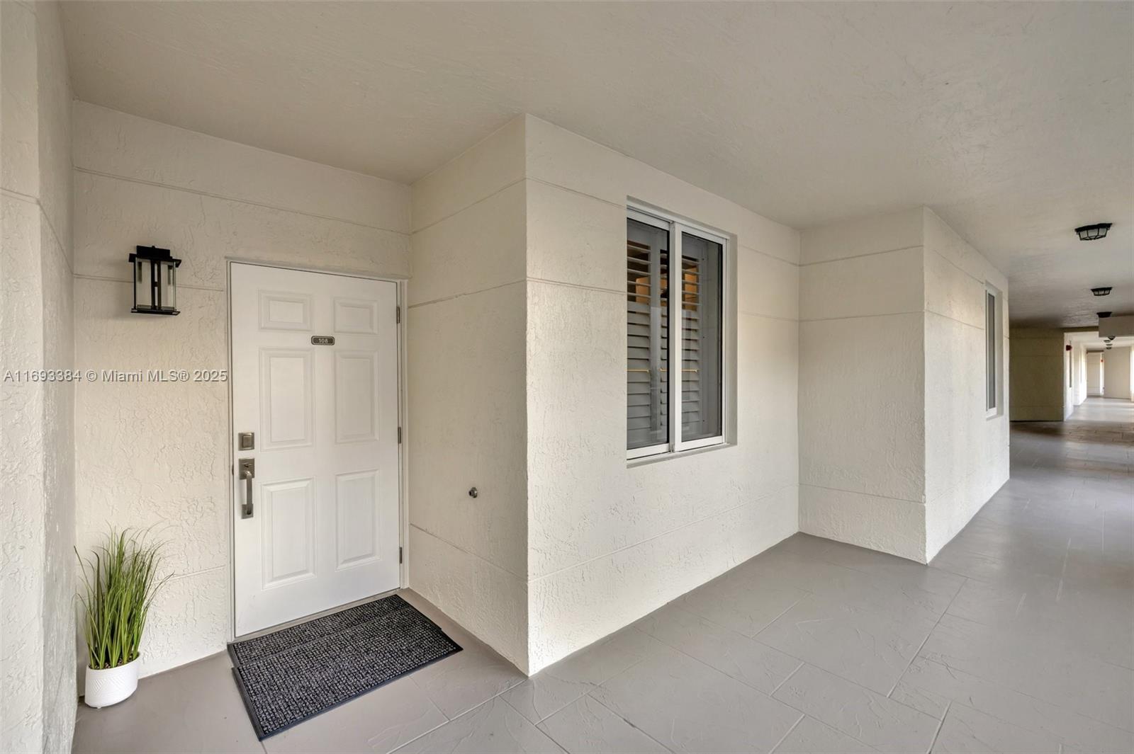 POINTE AT POMPANO BEACH - Residential