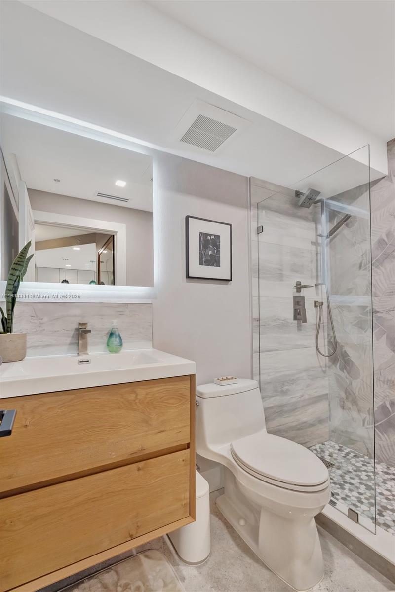 POINTE AT POMPANO BEACH - Residential