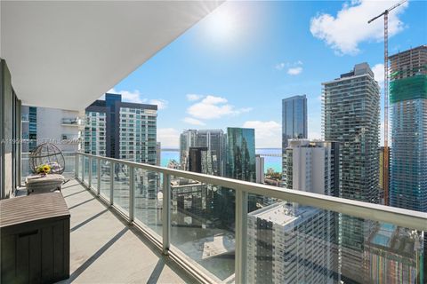 1111 SW 1st Ave UPH4019- Miami FL 33130