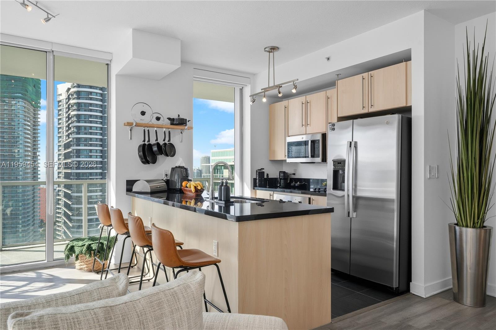 THE AXIS ON BRICKELL II C - Residential Lease