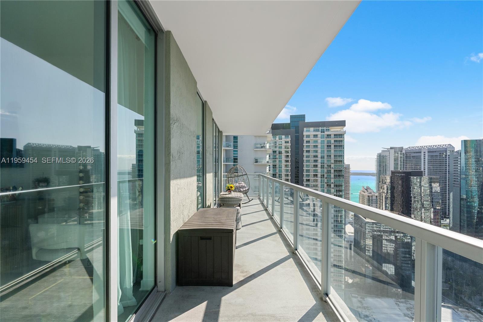 THE AXIS ON BRICKELL II C - Residential Lease