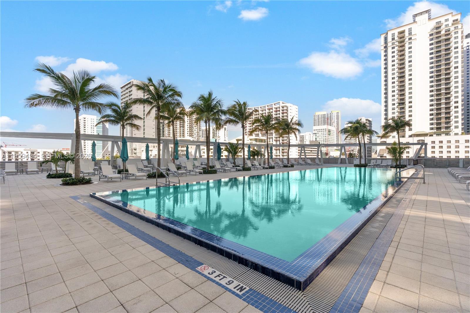 THE AXIS ON BRICKELL II C - Residential Lease