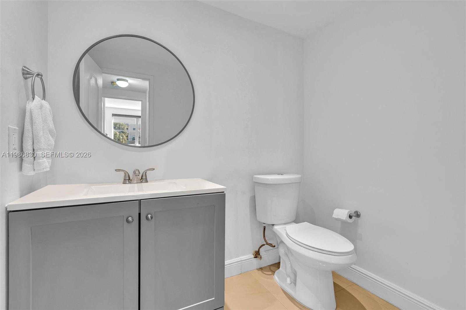 BAY HARBOUR ISLAND - Residential