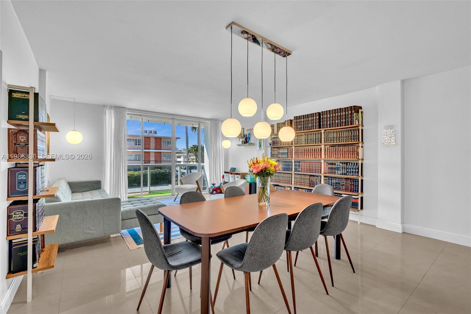 BAY HARBOUR ISLAND - Residential