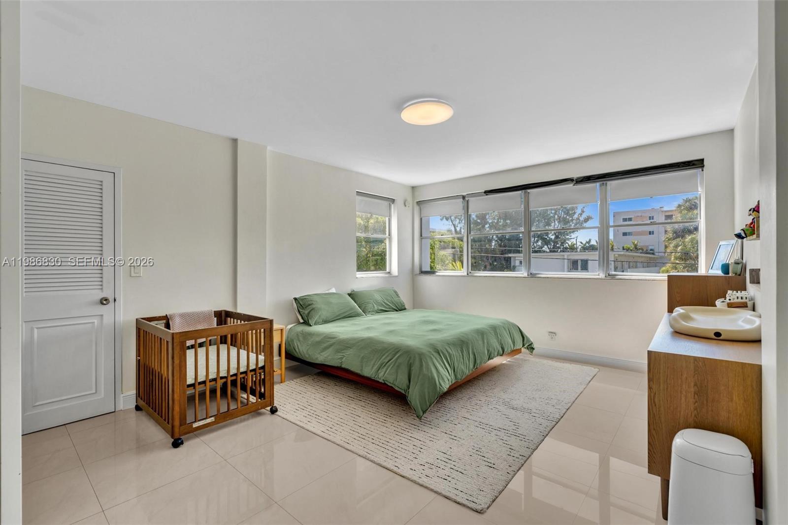 BAY HARBOUR ISLAND - Residential