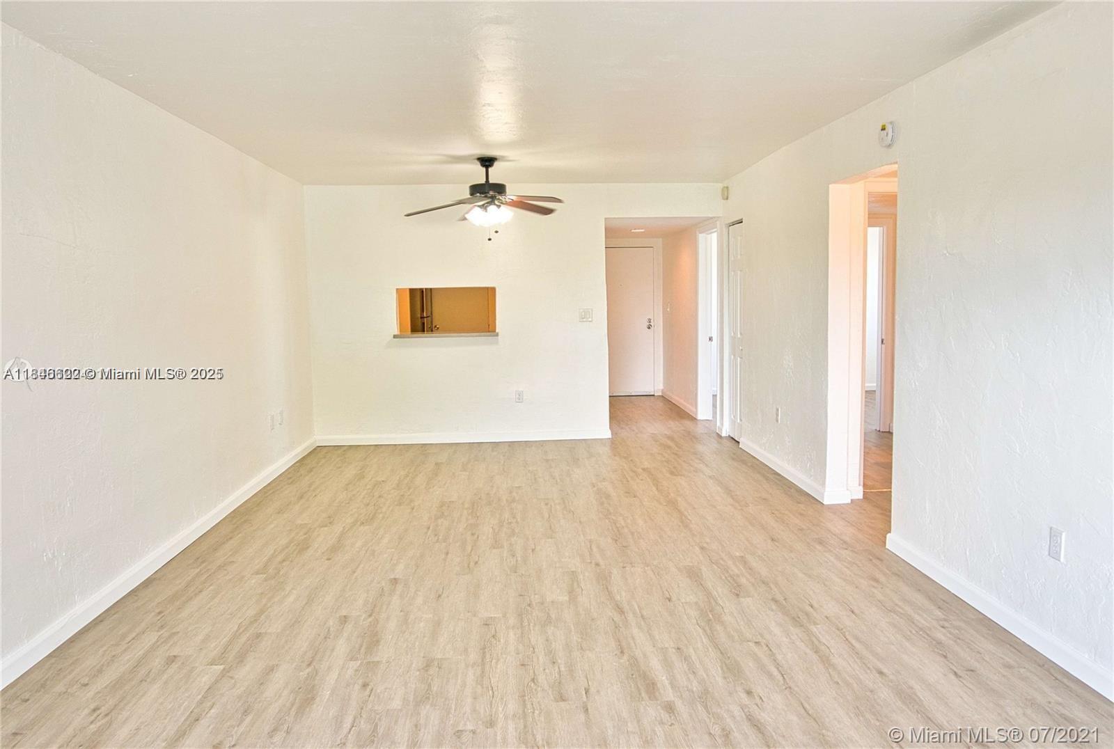 DADELAND GROVE CONDO - Residential