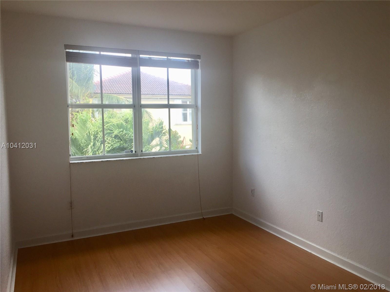 DORAL ISLES NORTH SEC ONE - Residential Lease