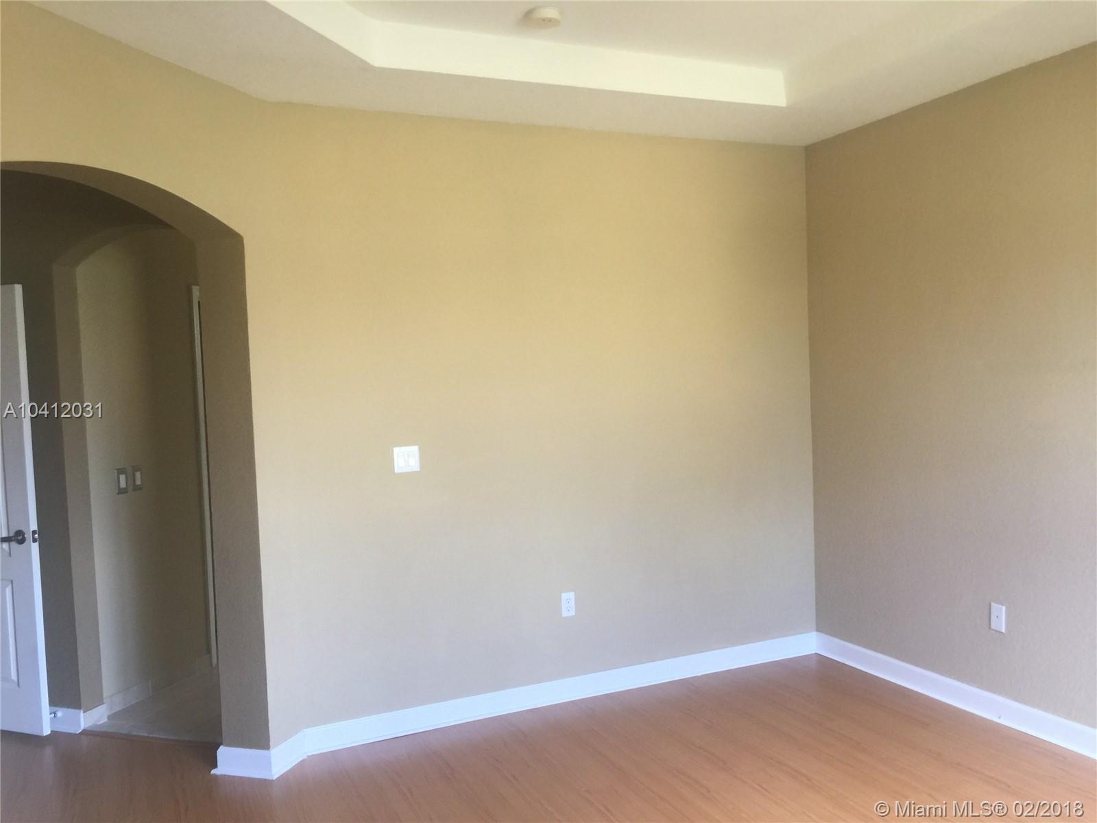 DORAL ISLES NORTH SEC ONE - Residential Lease