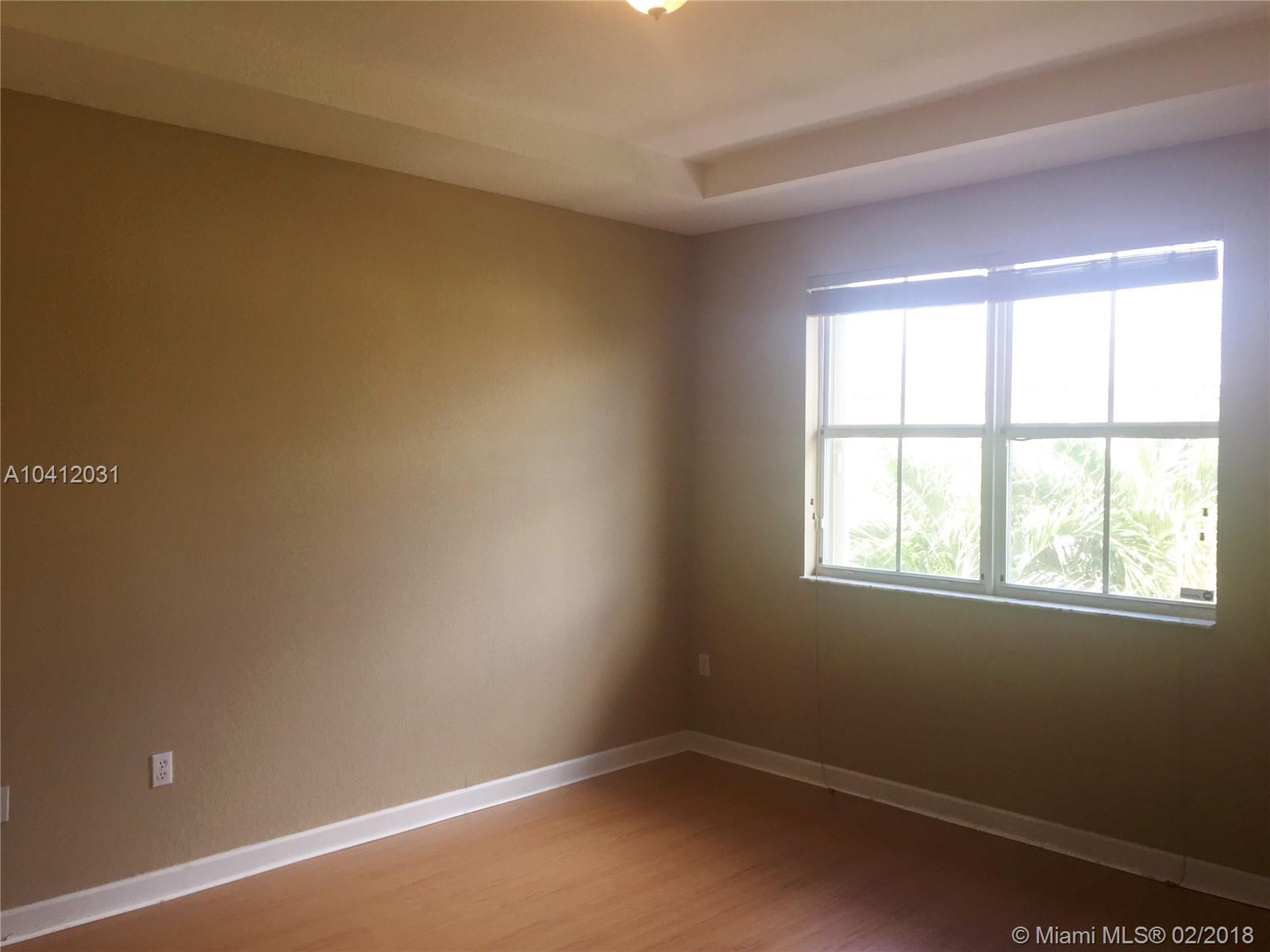 DORAL ISLES NORTH SEC ONE - Residential Lease