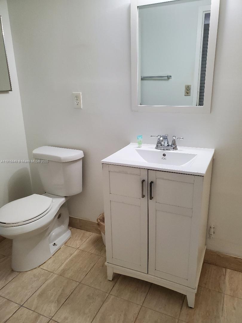 CYPRESS CHASE CONDO NO 4 - Residential