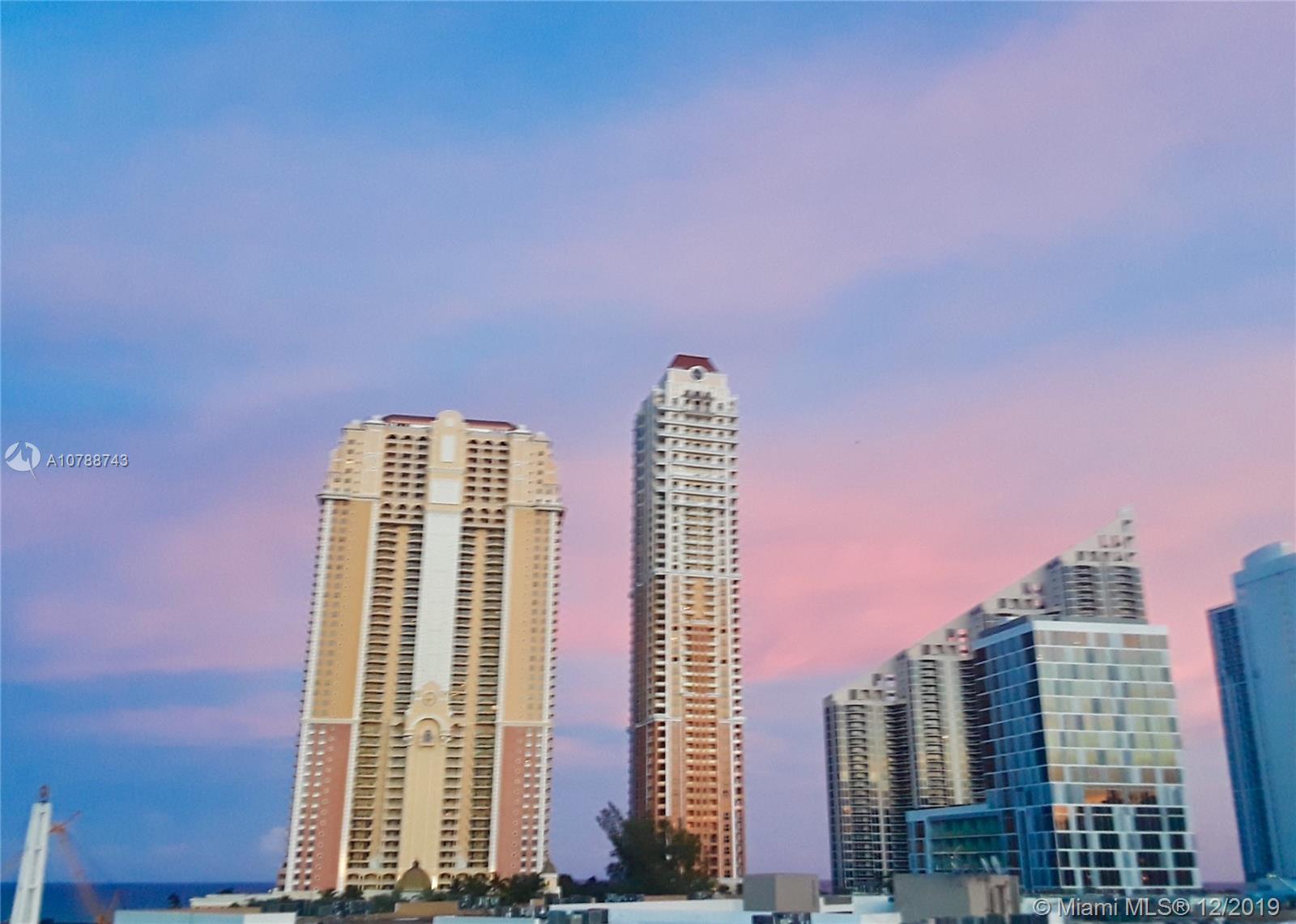 MARBELLA TOWER CONDO - Residential