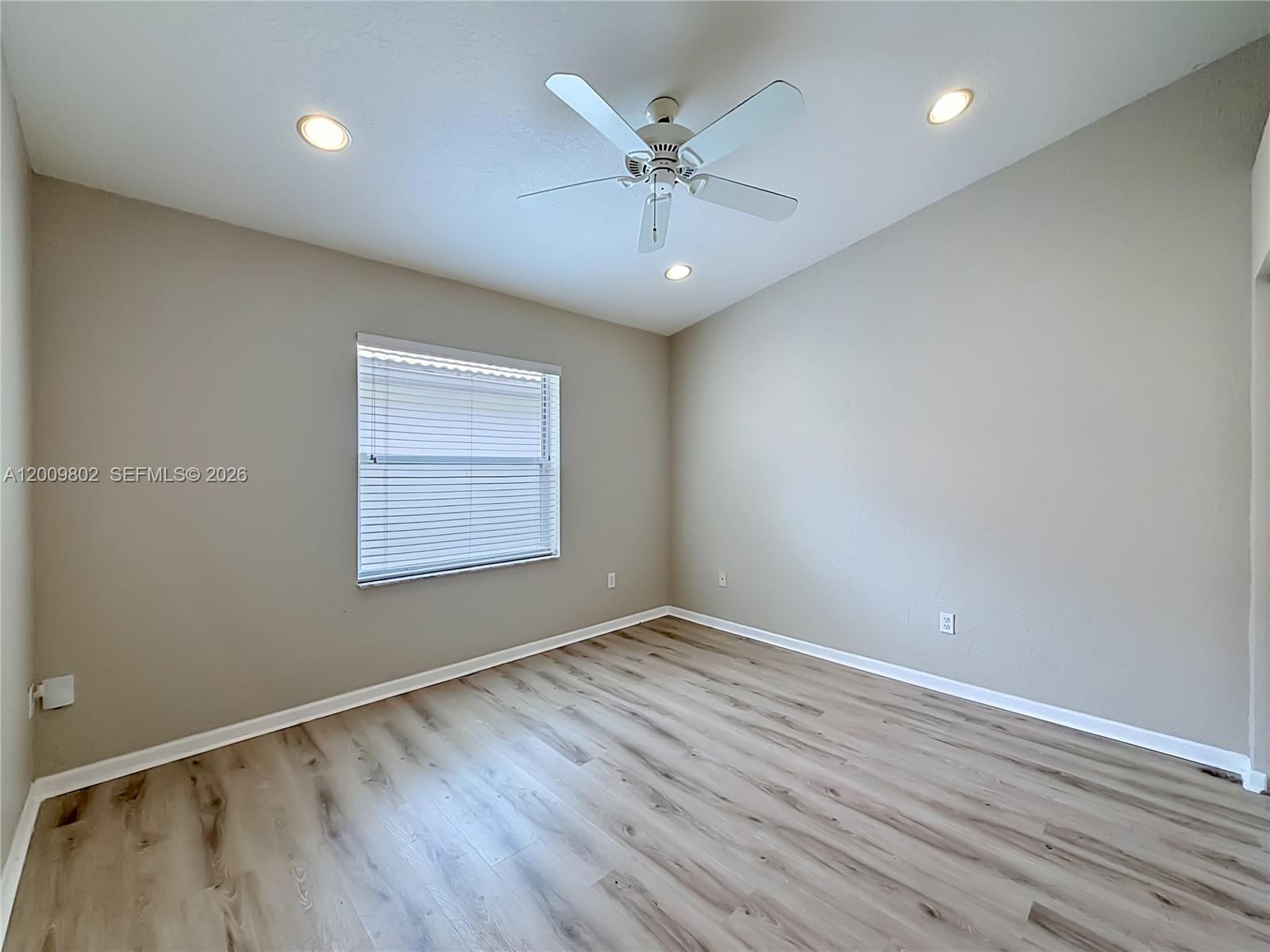 BOCA PINES 2 - Residential
