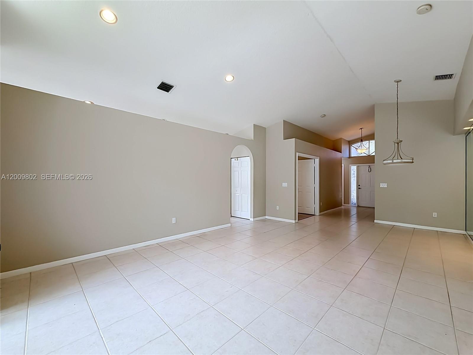 BOCA PINES 2 - Residential