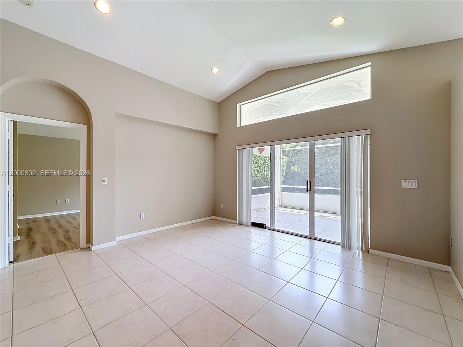 BOCA PINES 2 - Residential