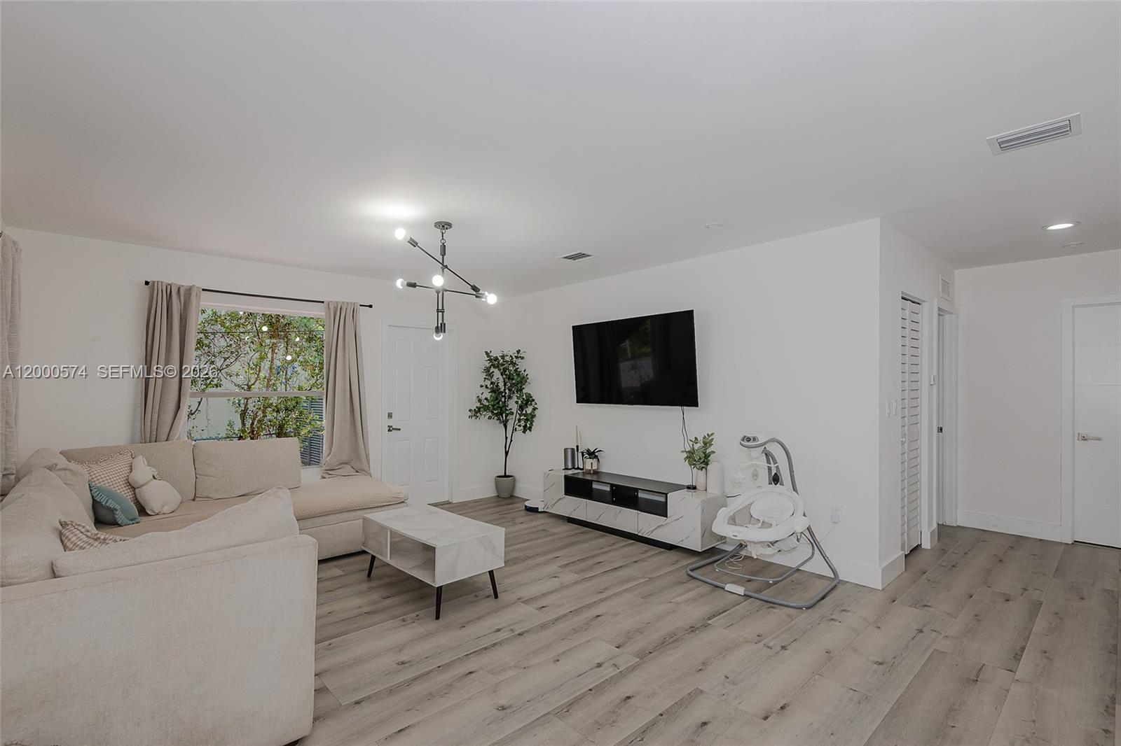 367 Buttonwood Shores Dr