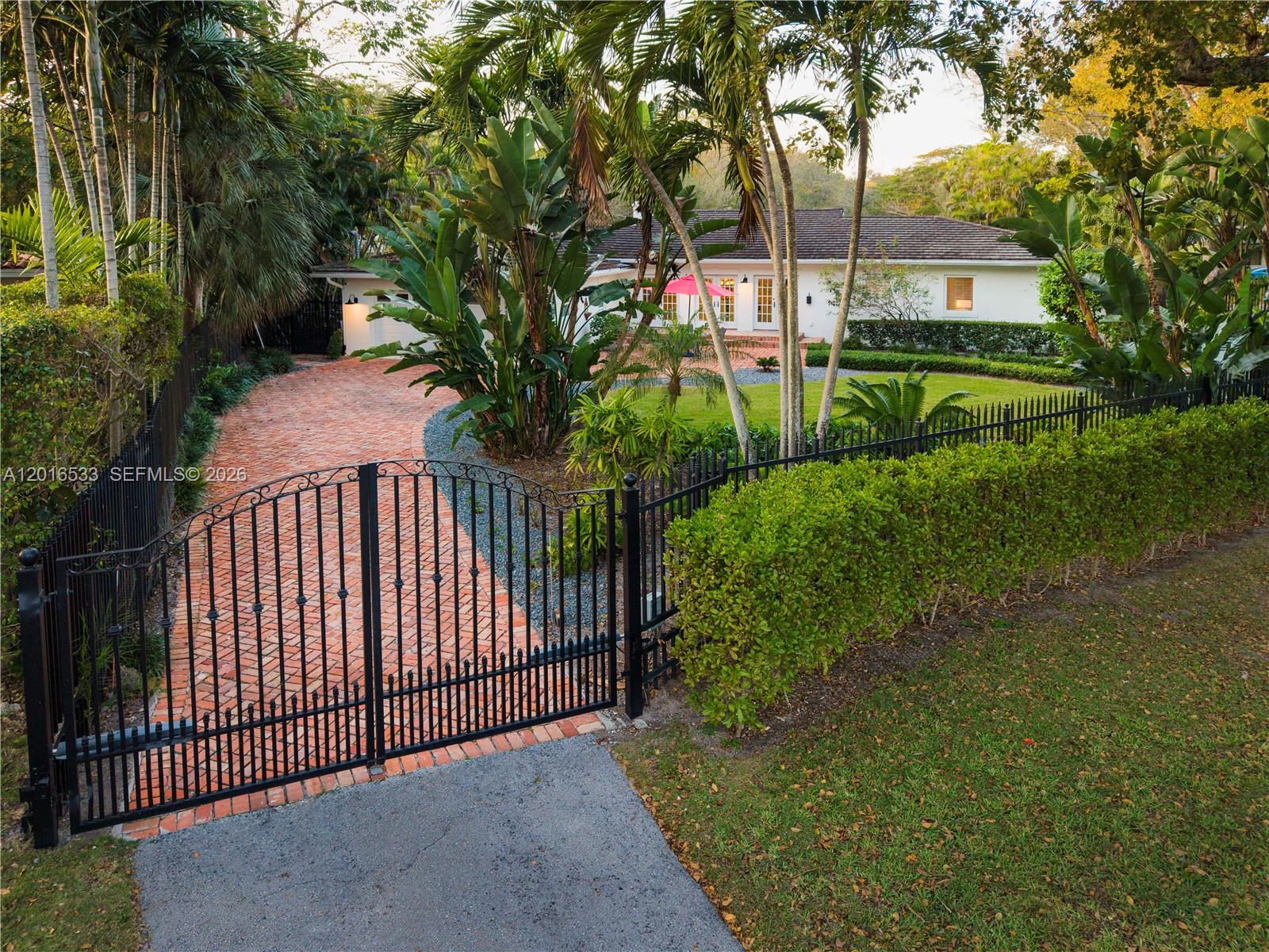 CORAL GABLES RIVIERA SEC - Residential Lease