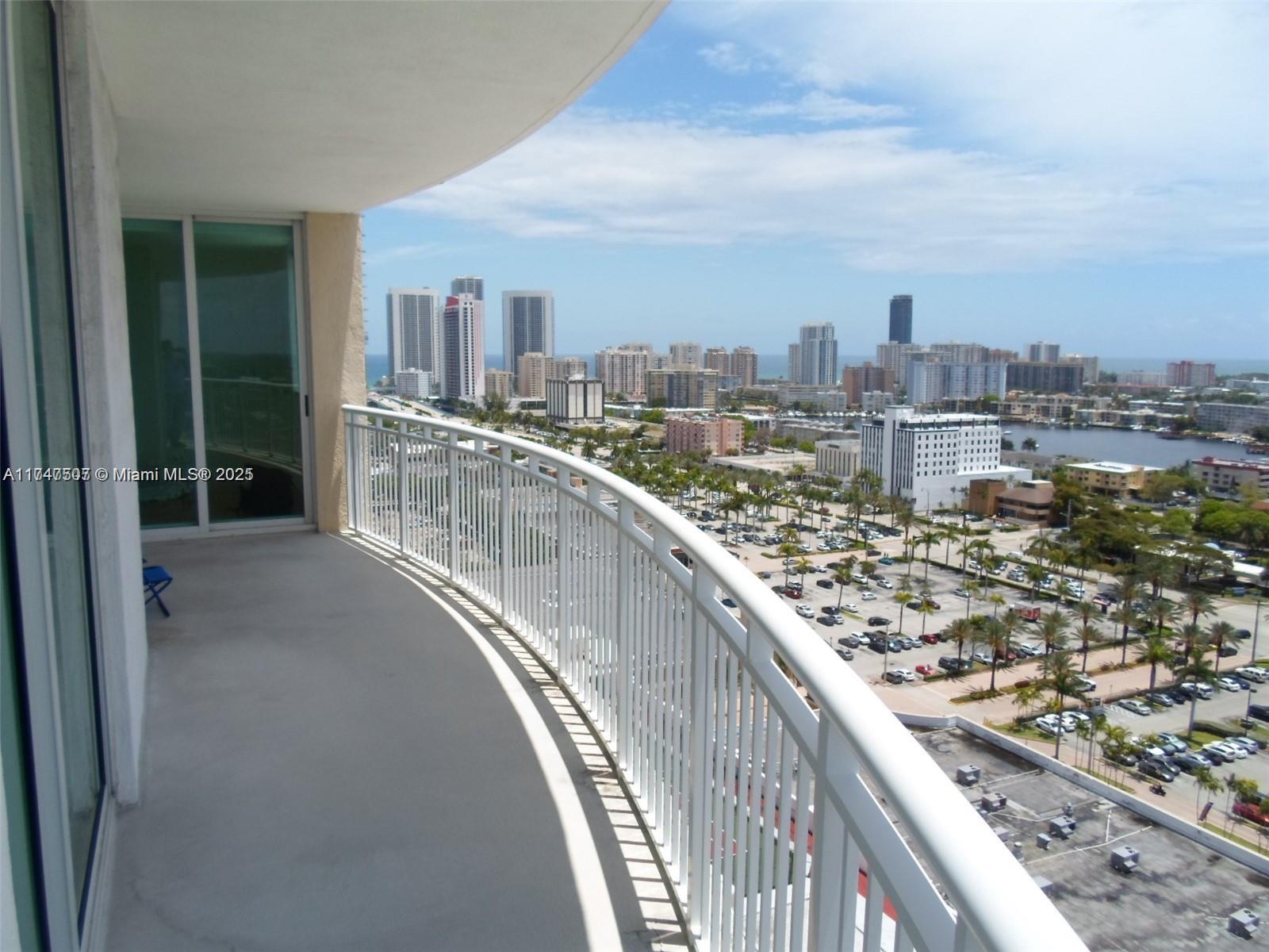 DUO CONDOMINIUM WEST - Residential