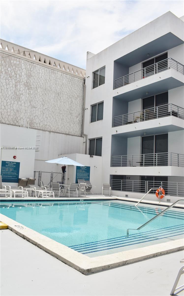 LOFTS AT MAYFAIR CONDO - Residential